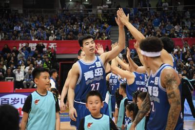 三年三进季后赛创队史新纪录！青岛男篮季后赛剑指新突破