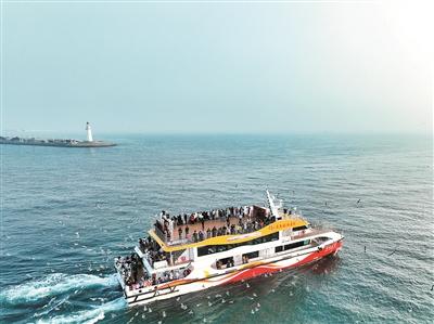 “起跑山海间，遇‘舰’海军城”！180项文旅活动邀你奔赴“春日青岛”