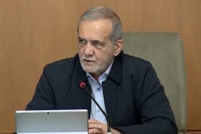 伊朗总统：让国际社会评判谁是谈判者谁是恐怖分子