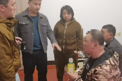 男子诈骗近百万潜逃26年，隐姓埋名化身猪肉摊主终落网