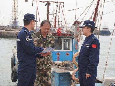 守护海洋渔业资源 ，青岛海警局高新区工作站开展伏季休渔前期工作