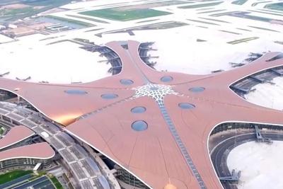 国内航线燃油附加费今起调整，800公里以上航段收取120元