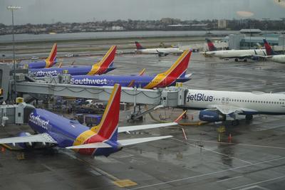 机票调价、取消航班……全球多家航司紧急应对燃油涨价