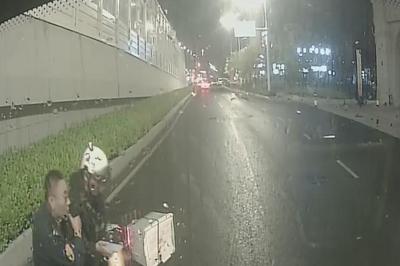 平凡岗位见真情！青岛巴士驾驶员用心用情“诚载美好”