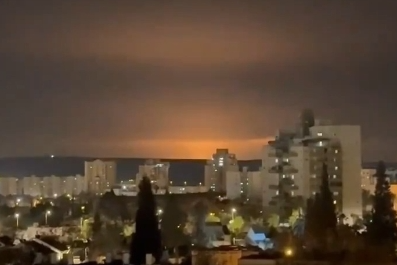 以色列南部遭伊朗导弹袭击，致两人轻伤