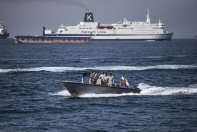 谈判未果，美将立即封锁伊朗海上交通，伊朗局势走向有几种可能？