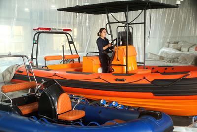 游艇企业生产忙