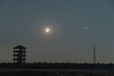 4月19日金星合月，一起来看这幕“星月童话”