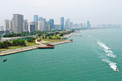 清明假期全国口岸日均出入境人员将突破230万人次