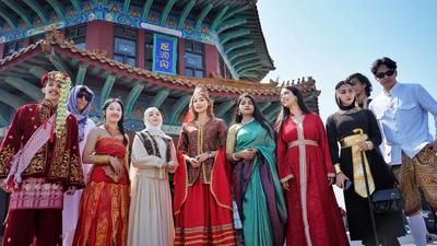 阿拜哈萨克国立师范大学46名研究生来青开启海上研学之旅