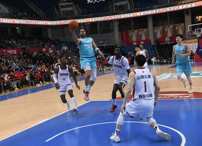久违的“三分雨”终于来啦！青岛男篮客场战胜山西队