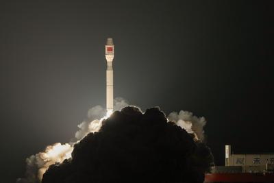 我国成功发射卫星互联网技术试验卫星