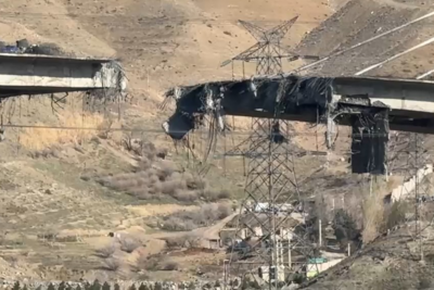 美以空袭伊朗卡拉季大桥已致13人遇难