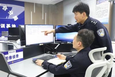 “聊”一次20元到手，起底电诈“引流手”