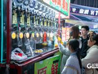 开启“逛吃”模式，李村夜市假期火热