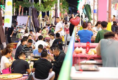 扩大内需一线观察：民生向暖 产业向新