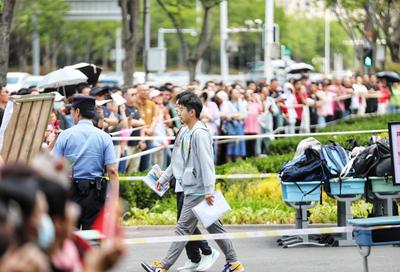 试题突出开放性综合性，青岛局属公办普高自招笔试举行