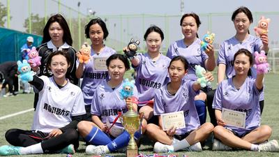 青岛科技大学女足四战全胜，勇夺“市长杯”冠军