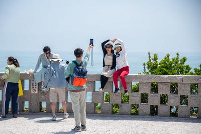 “最美旅人发现官”走上青岛街头——让文明成为最美风景