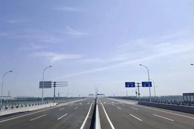 今天全国高速公路车流量预计超6000万辆次