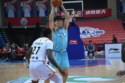 杨瀚森确认为国出战世界杯，初定六月回青探亲