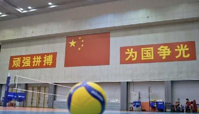 中国女排主教练赵勇：世界女排联赛前半程以锻炼年轻球员为主