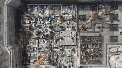 预计年底实现全部主体结构封顶，300余人坚守青岛市中心医院二期改扩建项目