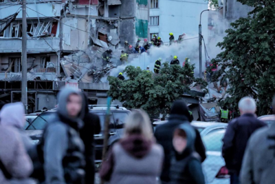 乌克兰首都基辅遭空袭，死亡人数增至12人