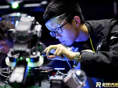 中石大战队摘得机甲大师超级对抗赛区域赛冠军