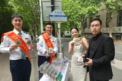 特色文创赢得外地游客点赞！青岛巴士拓展文旅消费新场景