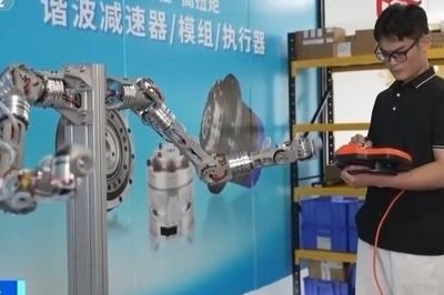 量产提速，越来越多人形机器人进入家庭、制造等应用场景