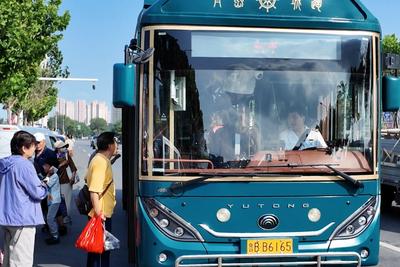 青岛赶集定制公交来了！逛合西市集省心又省力