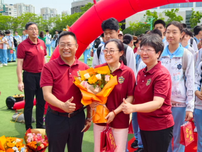长风万里·共赴山海！青岛第二实验初级中学举行2026年中考壮行送考仪式