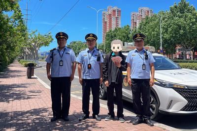 务工少年投诉“黑车”，青岛交通执法支队快速查处