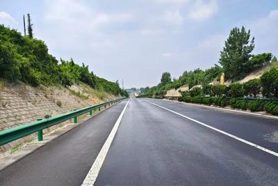 青兰高速河套至黄岛段集中拆除五处跨线天桥，工程迈入全线同步施工新阶段