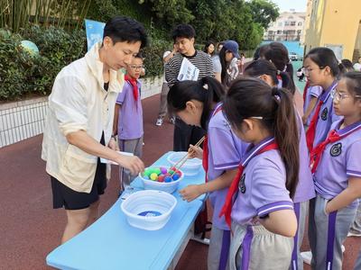 青岛市“文明交通 护航成长”主题宣传活动走进市北区校园