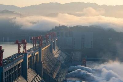三峡水运新通道开工