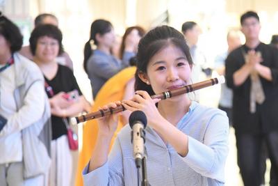 粽叶飘香处，文化“快闪”来！“我们的节日”走进崂山商圈