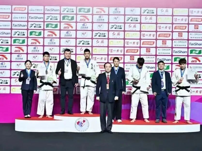 平度少年王震获2026年全国少年柔道锦标赛冠军