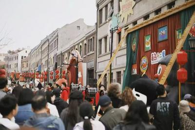 二十九座里院迎新生！青岛十二里打造年轻力文化潮流新街区