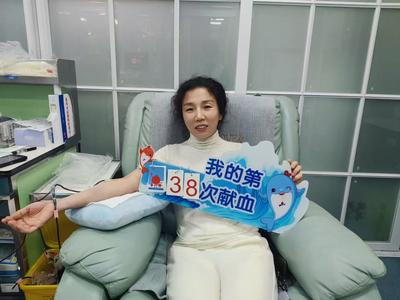 好人好事在市北 | 40次献血、27400毫升、1019小时志愿服务......青岛“热血女儿”用爱撑起四个家