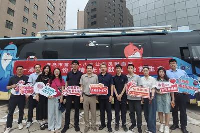 青岛市第28个公务员献血日活动启动，近百人撸袖献血33000毫升