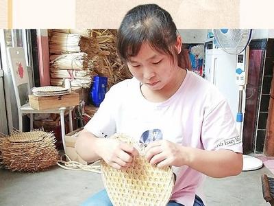 文化中国行·非遗里的节气 小暑丨麦秆扇扇动“致富风”