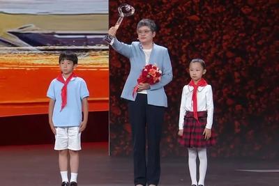 在“轨道”上坚守，成就“中国速度”！梁建英获评“感动中国2025年度人物”