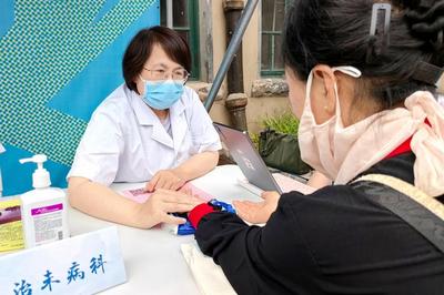 青岛市“三伏养生节”暨中医药文化节正式启幕