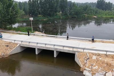 青岛这座便民新桥通车，为乡村振兴打通交通脉络