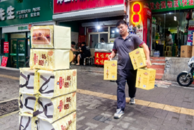 青岛鲜啤“次日达”全国九成城市！​保质期仅7天的鲜活原浆寄递量同比增长30%