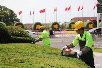 21.5公里供水管线日巡、136名道路保洁增援……青岛国际啤酒节保障全面升级