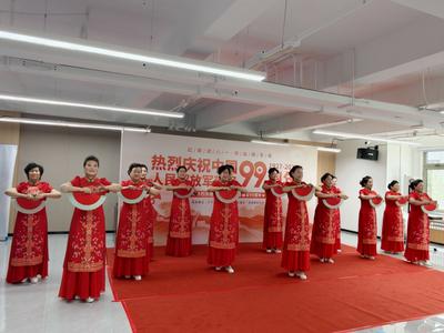 唱响红色旋律，致敬“最可爱的人”！西姜惠和社区举行庆“八一”主题文艺汇演