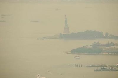 加拿大野火殃及美国空气质量，特朗普威胁加关税